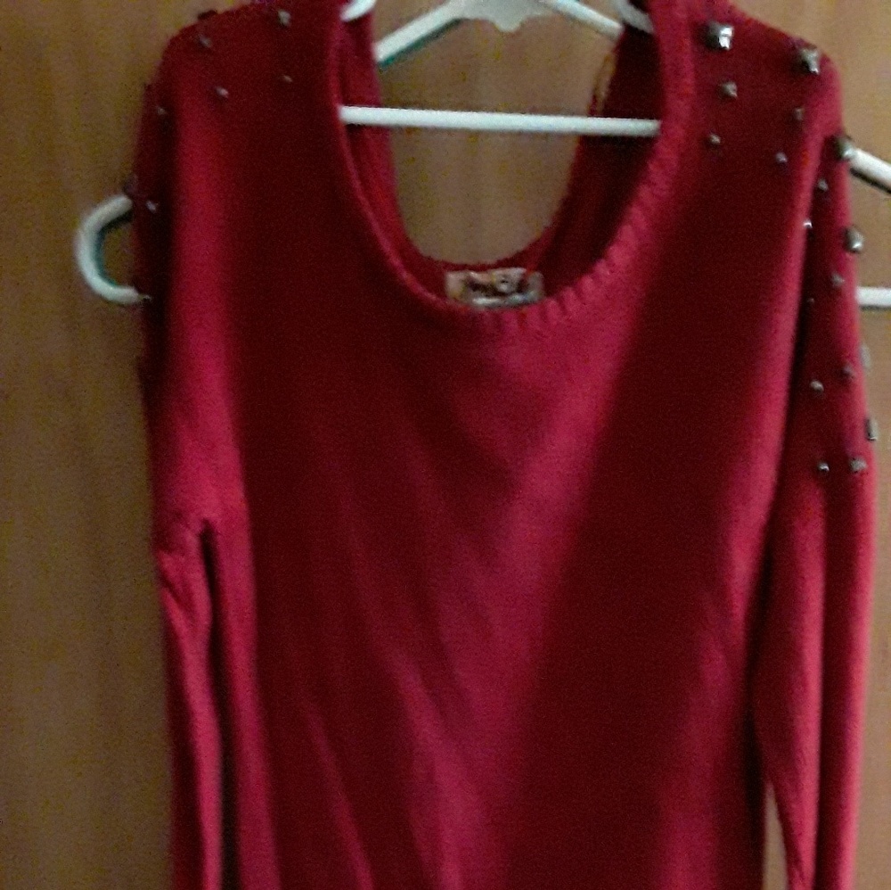 Red detailed sweater